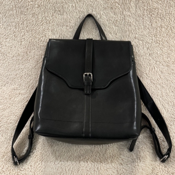Small Black Leather Backpack - Picture 7 of 9
